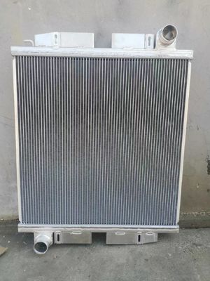 Il radiatore di mercato degli accessori A3825000102 misura Mercedes Benz O-500U