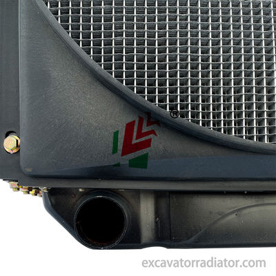 Weichai K4105 Alto centro superiore e basso sinistro dritto DF45 Macchine di ingegneria Radiatore Meccanico Accesso raffreddatore