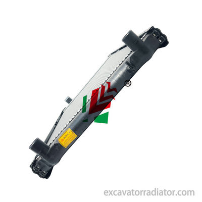 Guangzhou ISUZU Mixer Truck Radiatore Serbatoio d'acqua Assemblaggio di raffreddamento Sistema di miscelazione e raffreddamento del calcestruzzo