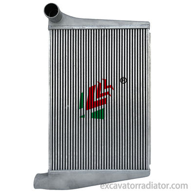 Jinlong Autobus Radiatore Intercooler 211600010 Assemblaggio di alluminio Sistema di raffreddamento del motore del veicolo passeggeri Serbatoio di acqua per autobus