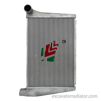 Jinlong Autobus radiatore intercooler 211600040 Assemblaggio di alluminio Sistema di raffreddamento del motore del veicolo passeggeri Serbatoio d'acqua per autobus