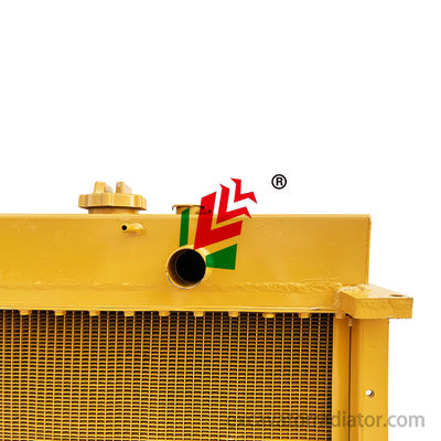 Komatsu D5 Bulldozer Macchine di ingegneria Radiatore Serie di ingegneria di alluminio Accessori