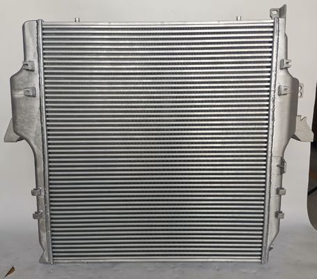 9425010201 9425010901 9425010101 9425011001 Mercedes Benz Intercooler 96972, refrigeratore di alluminio del ODM dell'OEM