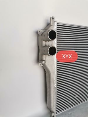 Refrigeratore di alluminio del camion di Hino 700/E13C per il centro del radiatore 62mm