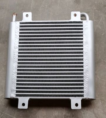 Curvatura diritta di Custom Aluminum Radiator dell'escavatore di Carter E303