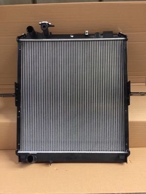 Refrigeratore del camion del radiatore di Isuzu Radiator Assy For 700p 4hk1 del serbatoio di acqua